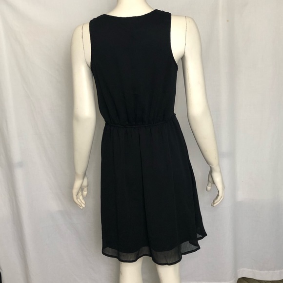 Target Xhilaration woman’s black midi dress size medium - Picture 6 of 16